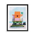 Plakat w ramie 40x50 - Plaża Miami w Słoneczny Dzień - domek ratownika, kolorowy - rama czarna