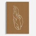 Obraz w ramie 70x100 - Splecione Dłonie - szkic, minimalizm - rama drewno