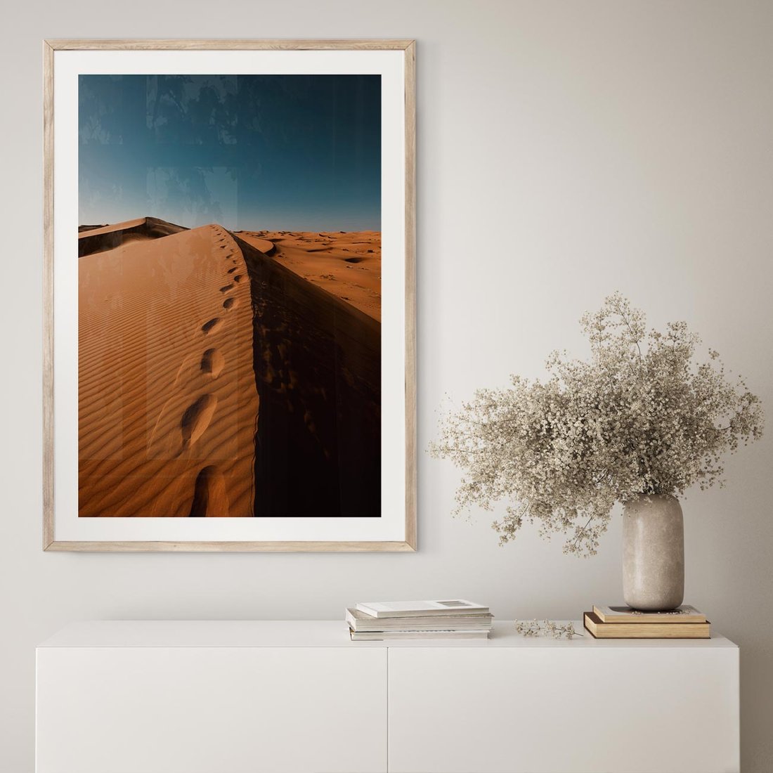 Plakat w ramie 50x70 - Piasek pustyni w ogniu - pustynia, piasek - rama drewno