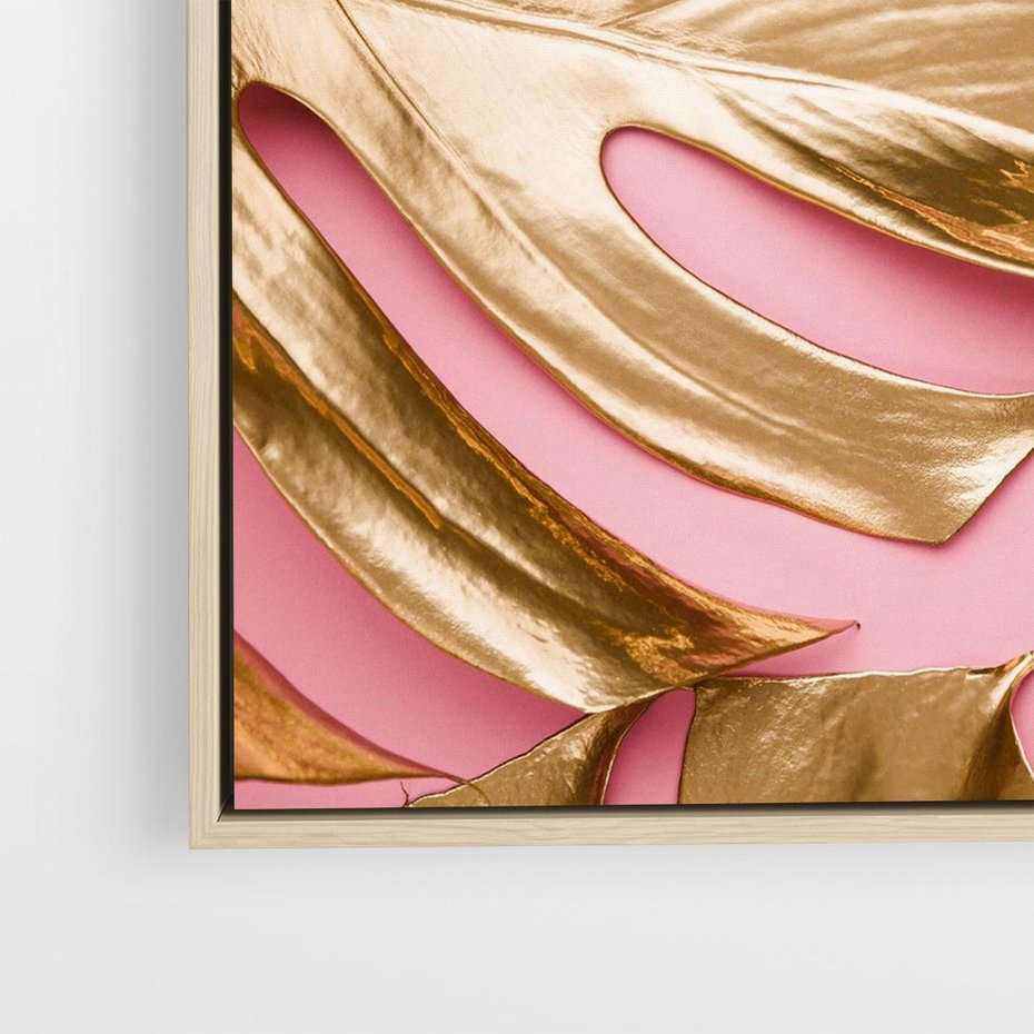 Obraz w ramie 50x50 - Przyjemność w Naturze - złote, liście - rama drewno