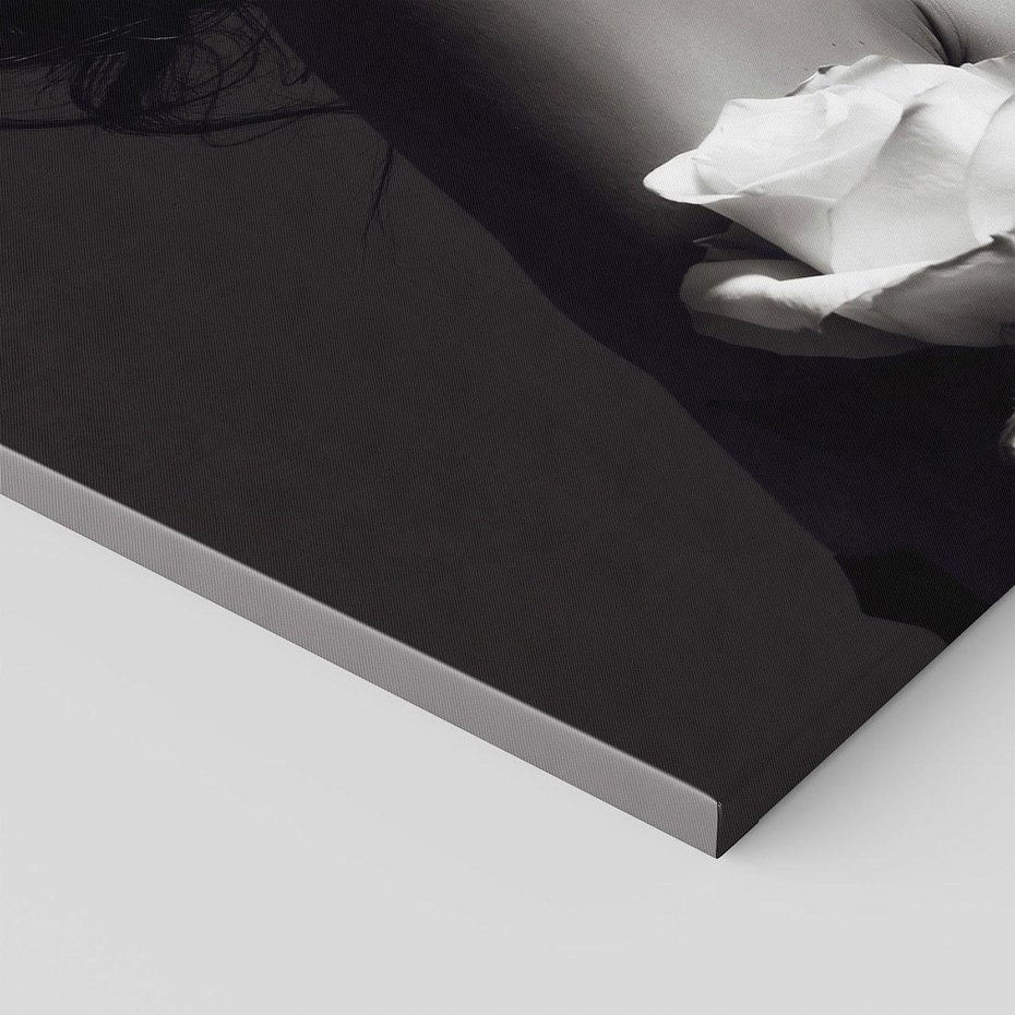 Obraz na płótnie 120x80 - Piękno kobiecego aktu uchwycone - kobieta, akt