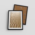 Plakat w ramie 30x40 - Piasek i Nieskończoność - pustynia, piasek - rama czarna