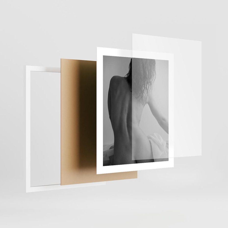 Plakat w ramie 40x50 - Piękno o Poranku - czarno biała fotografia, akt kobiecy - rama biała