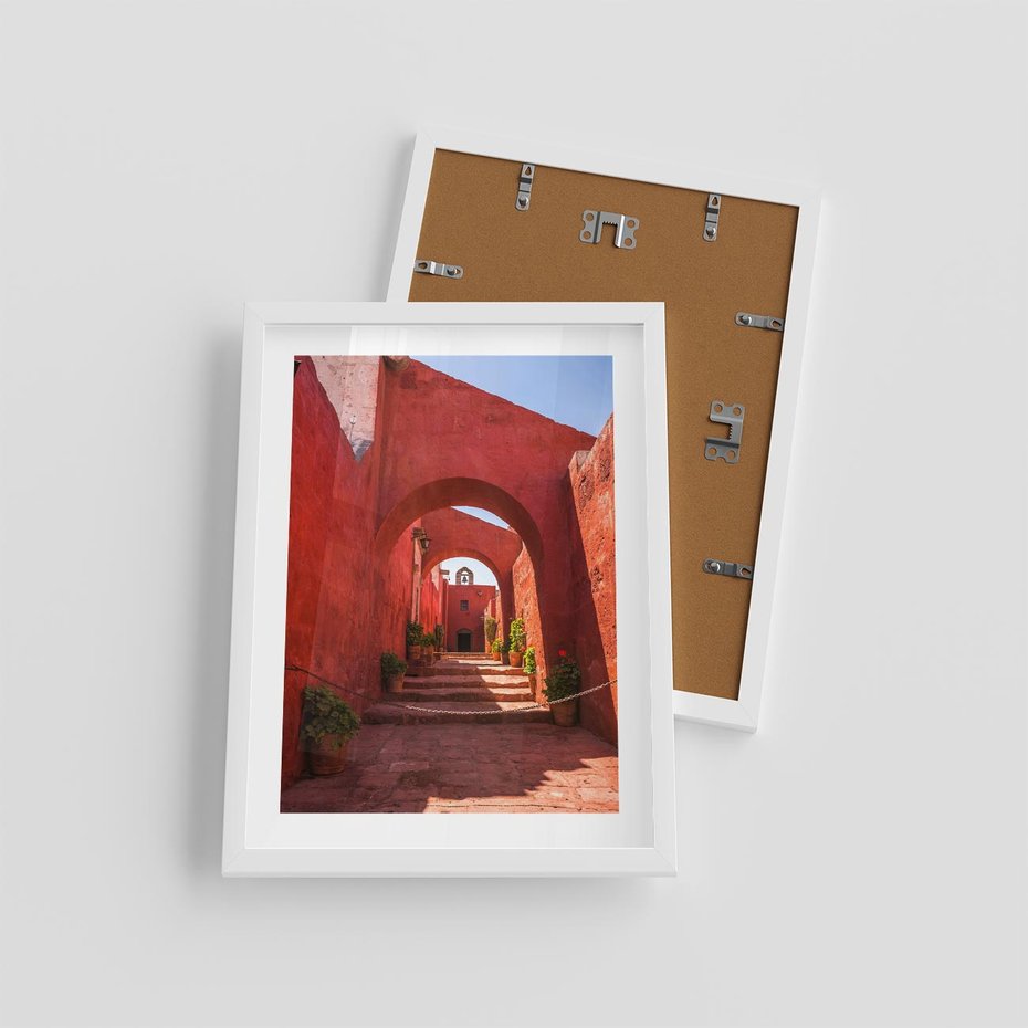 Plakat w ramie 30x40 - Perspektywa Uliczki - uliczka, perspektywa - rama biała
