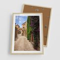 Plakat w ramie 50x70 - Uliczka pełna perspektywy i tajemnicy - uliczka, perspektywa - rama drewno