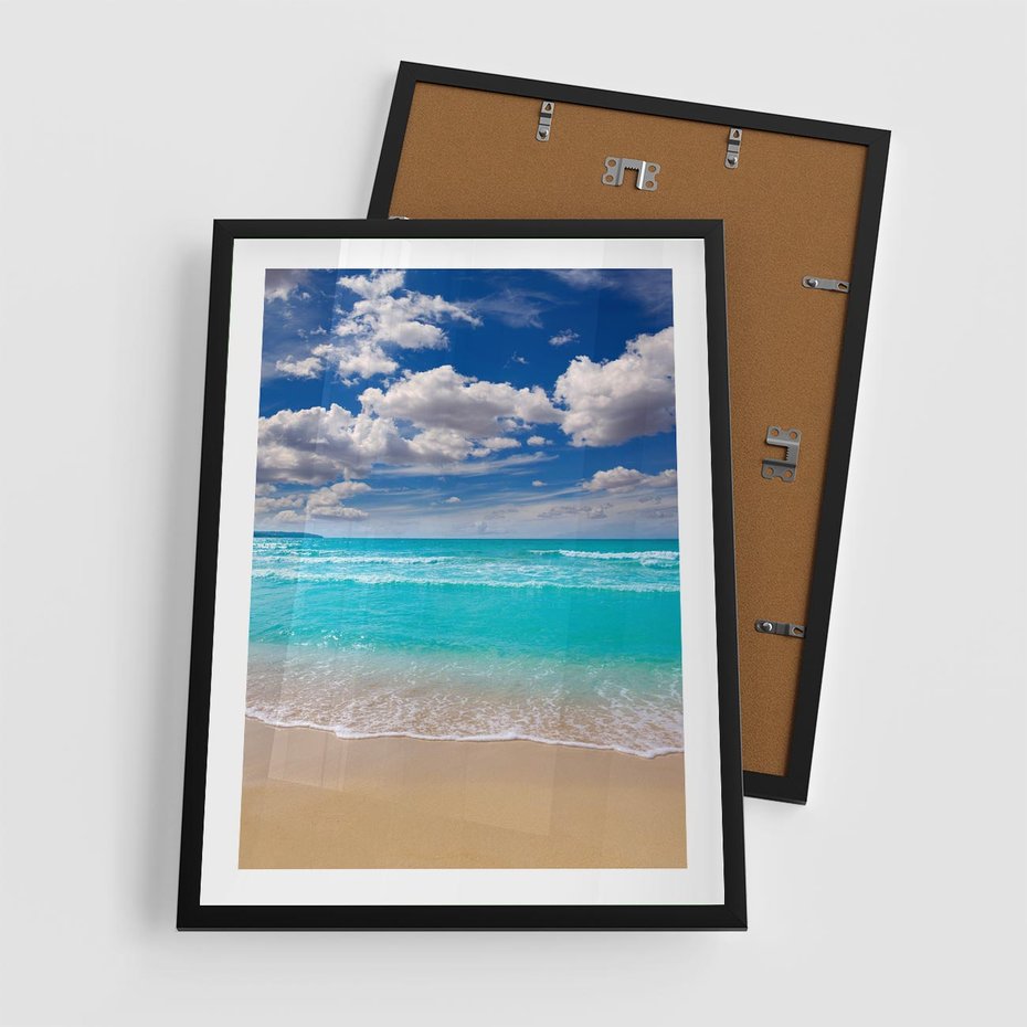 Plakat w ramie 50x70 - Idylliczna plaża nad morzem - plaża, morze - rama czarna