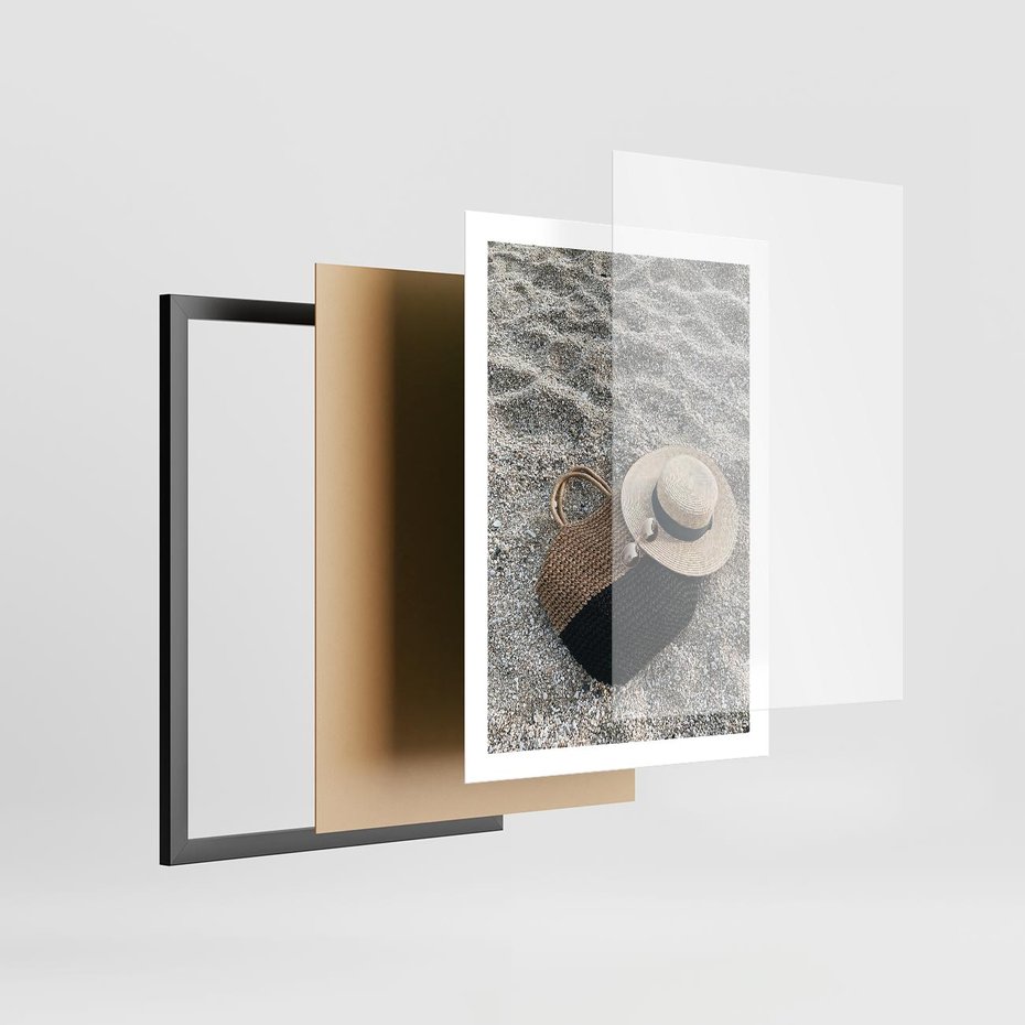 Plakat w ramie 50x70 - Plażowe Przygotowania - torba plażowa, kapelusz - rama czarna