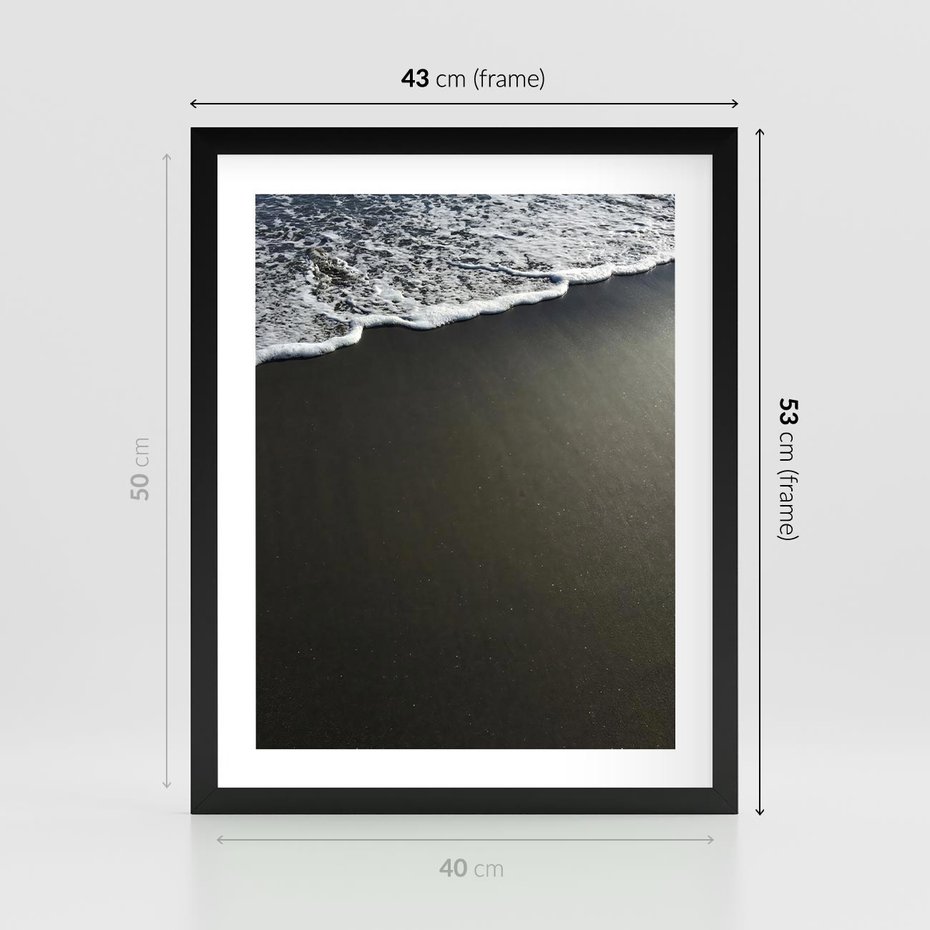 Plakat w ramie 40x50 - Morskie Fale na Plaży - plaża, morskie fale omywają piasek - rama czarna
