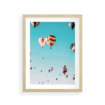 Plakat w ramie 50x70 - Balonowa Ekscytacja - balony latają w powietrzu, wyścigi balonów - rama drewno