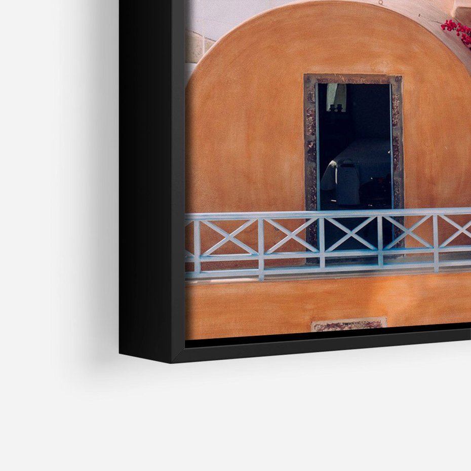 Obraz w ramie 50x70 - Błękit Morza i Białe Domki - Santorini, wyspa - rama czarna