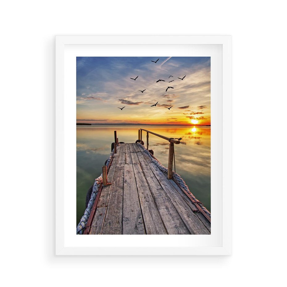 Plakat w ramie 40x50 - Spokojny pomost nad jeziorem - pomost, jezioro - rama biała