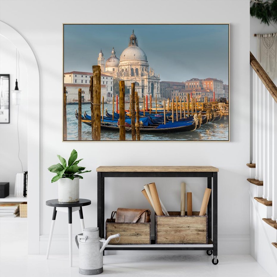 Obraz w ramie 70x50 - Urok Wenecji - fotografia, przystań w Wenecji - rama drewno