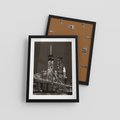 Plakat w ramie 30x40 - Magia miasta nocą - miasto, noc - rama czarna