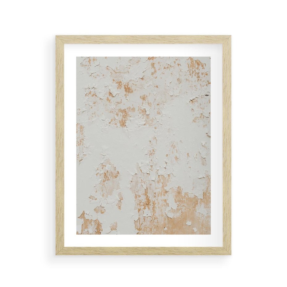 Plakat w ramie 40x50 - Beżowa Ściana z Łuszczącą Się Farbą - stara ściana, beżowa - rama drewno