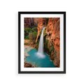 Plakat w ramie 30x40 - Wodospad wśród majestatycznych gór - wodospad, górski - rama czarna