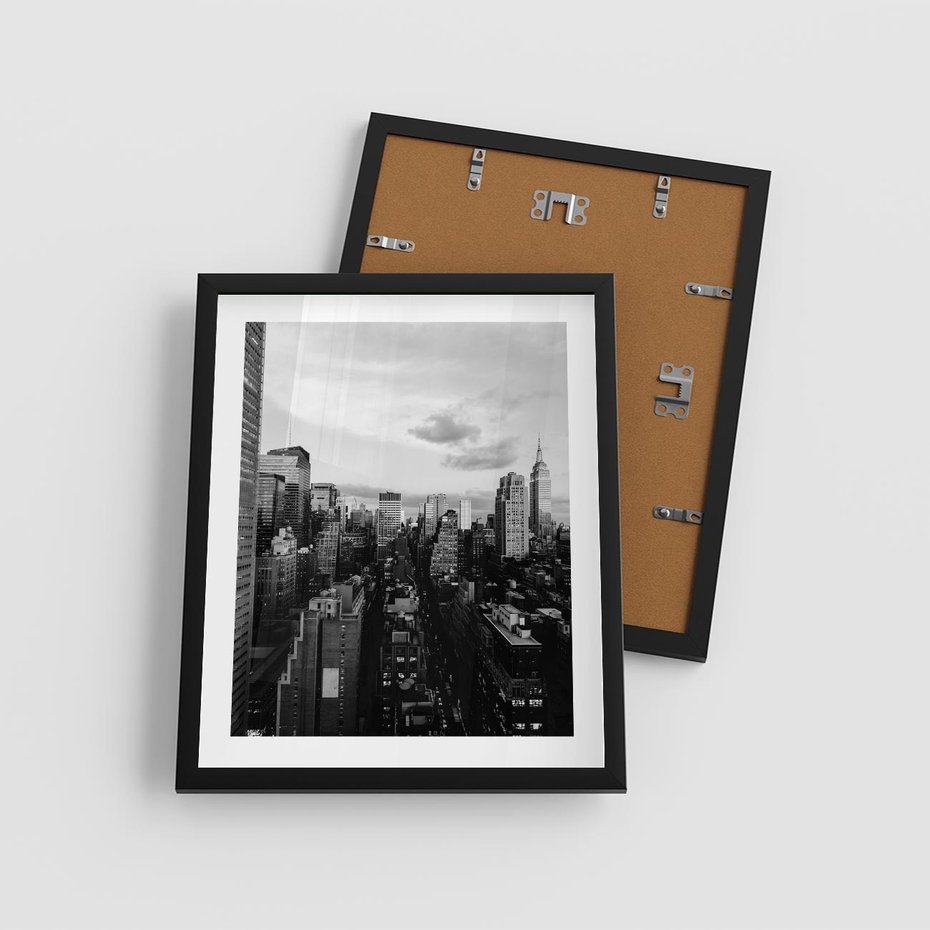 Plakat w ramie 40x50 - Wibracje Miejskiego Życia - miasto, wieżowce - rama czarna