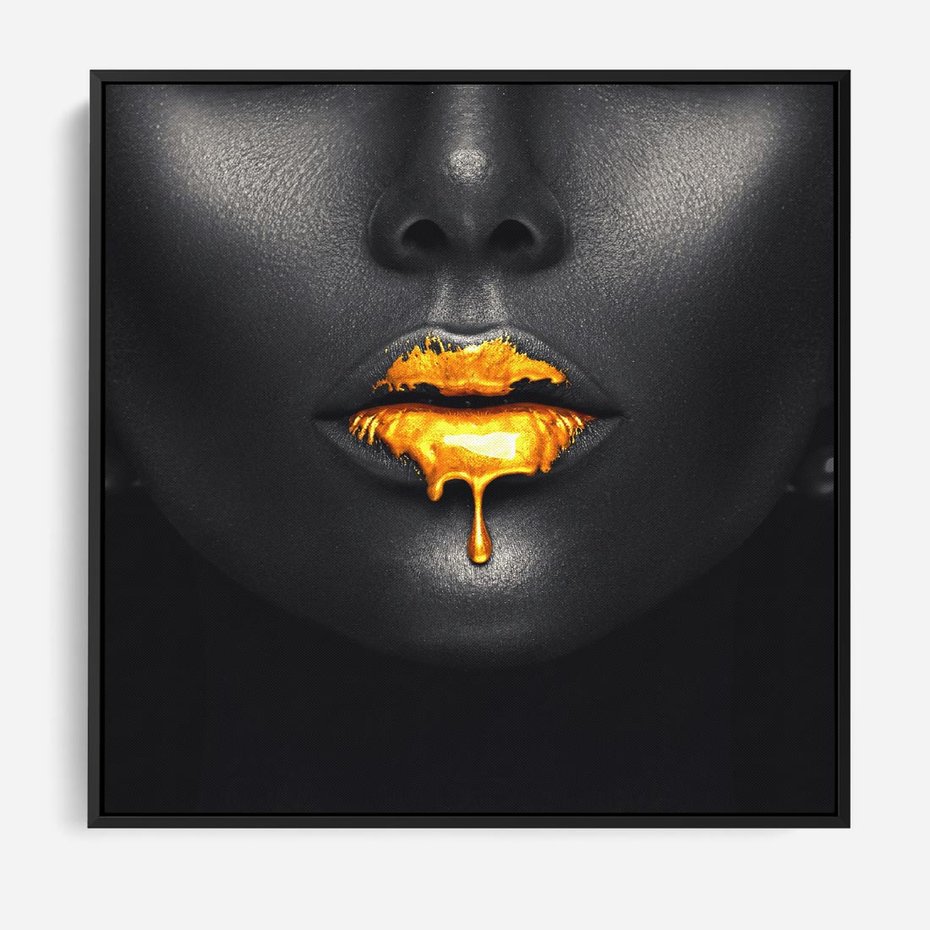 Obraz w ramie 50x50 - Złote Usta Kobiety - złote, usta - rama czarna