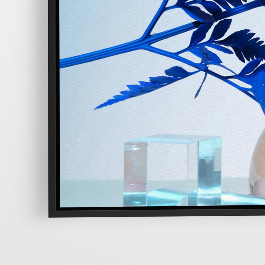 Obraz w ramie 70x50 - Intensywny Kolor Natury - liście, kobalt - rama czarna