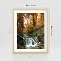 Plakat w ramie 40x50 - Jesienny wodospad w lesie - wodospad, las - rama drewno