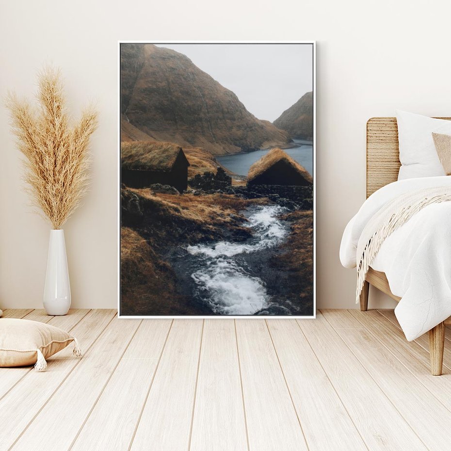 Obraz w ramie 70x100 - Spokój Natury - skandynawski, pejzaż - rama biała