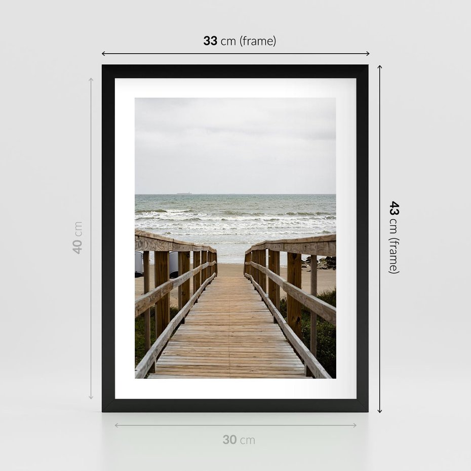 Plakat w ramie 30x40 - Morze i drewniany pomost - morze, pomost - rama czarna