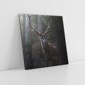 Obraz na płótnie 60x60 - Jeleń wśród lasu - jeleń, las