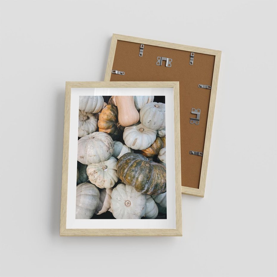 Plakat w ramie 30x40 - Minimalizm Jesieni - dynie, białe - rama drewno