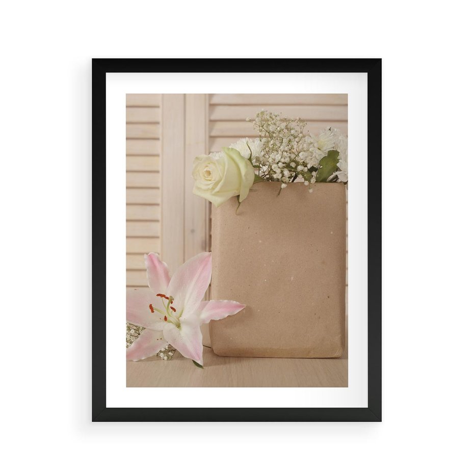 Plakat w ramie 40x50 - Elegancja W Prostocie - kwiaty, mnimalizm - rama czarna