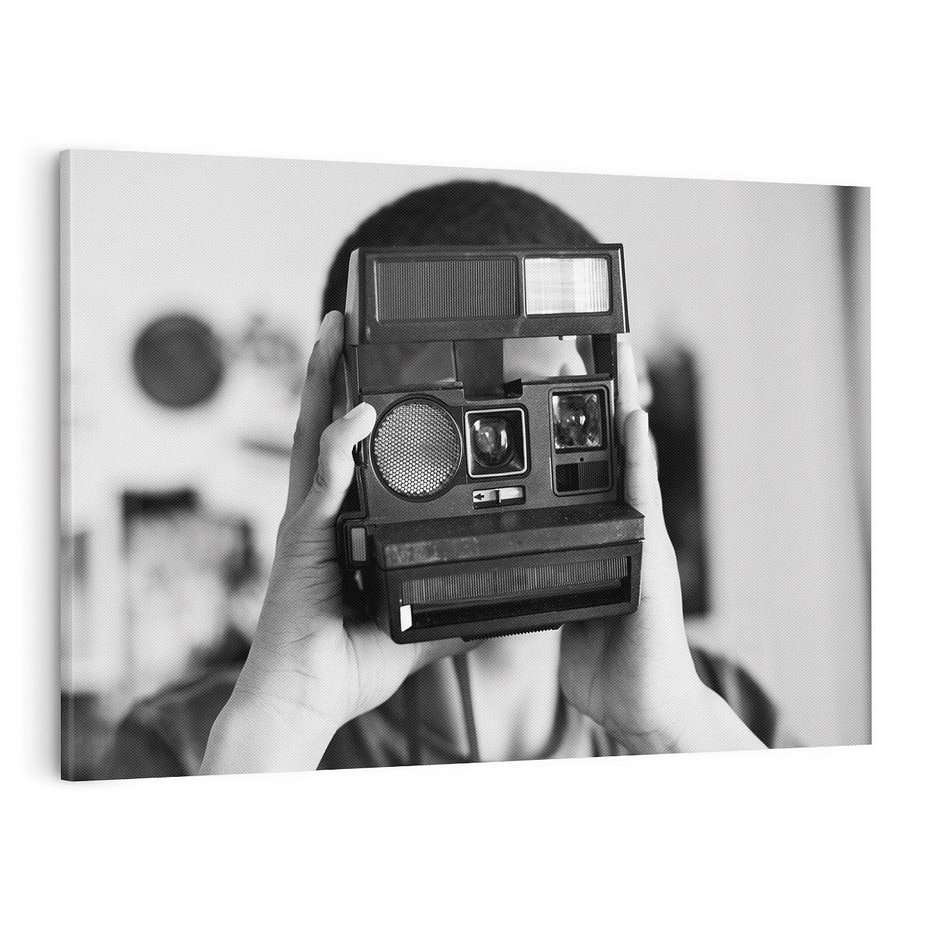 Obraz na płótnie 120x80 - Mężczyzna za Aparatem - czarno białe zdjęcie, portret