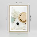 Plakat w ramie 50x70 - Boho Urok - kompozycja boho, slomkowy kapelusz - rama drewno