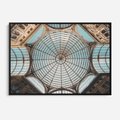 Obraz w ramie 70x50 - Magia Sklepienia - sklepienie, szklany dach - rama czarna
