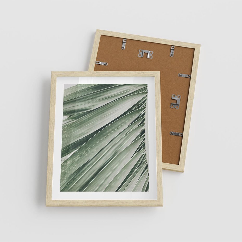 Plakat w ramie 40x50 - Tropikalna Oaza - zielony liść palmy, zieleń - rama drewno