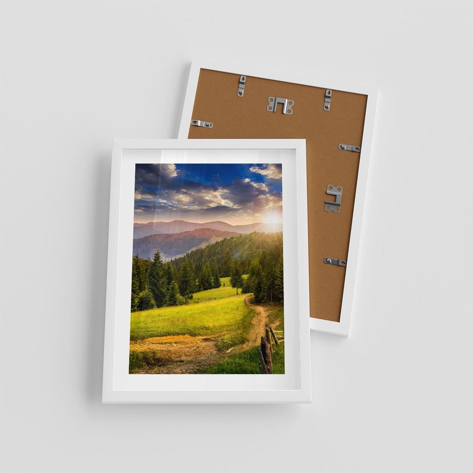 Plakat w ramie 30x40 - Zachód słońca na łące - zachód, łąka - rama biała