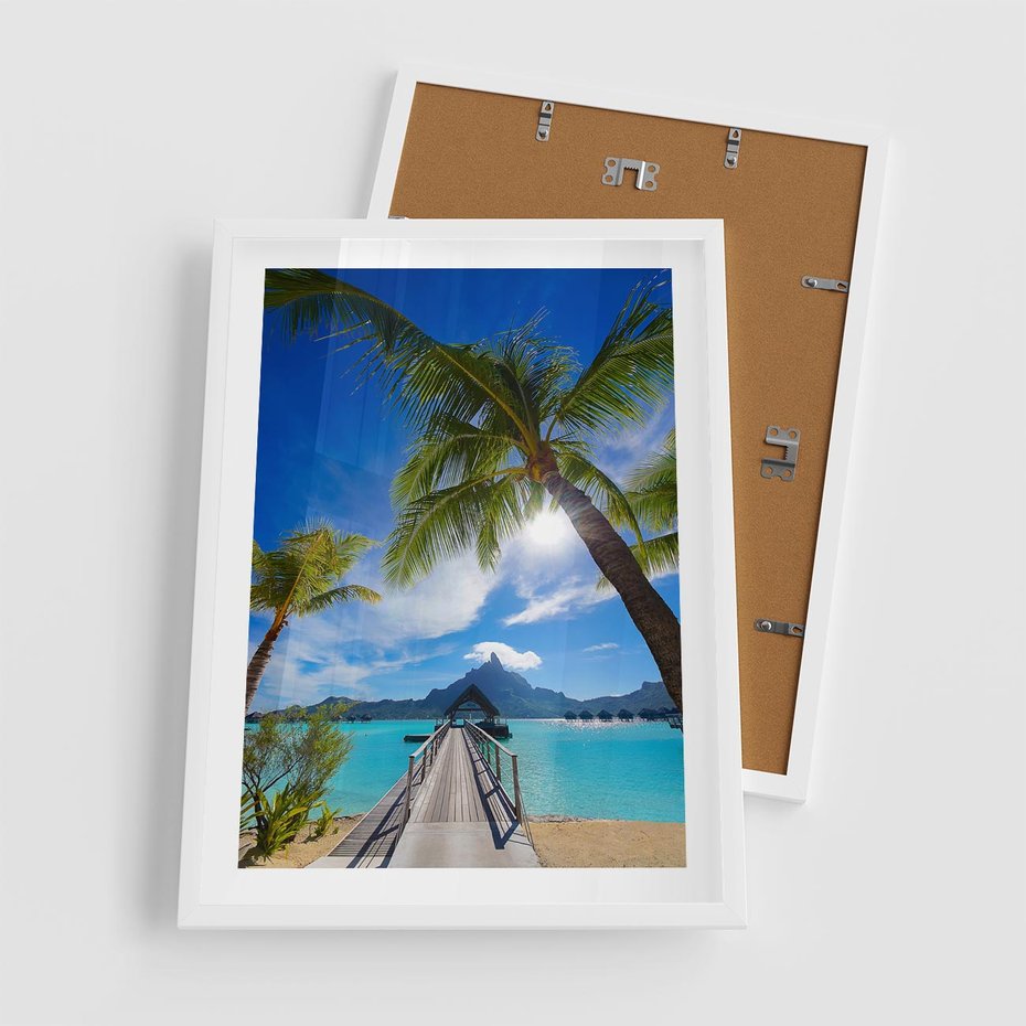Plakat w ramie 50x70 - Tropikalne palmy nad oceanem - palmy, ocean - rama biała