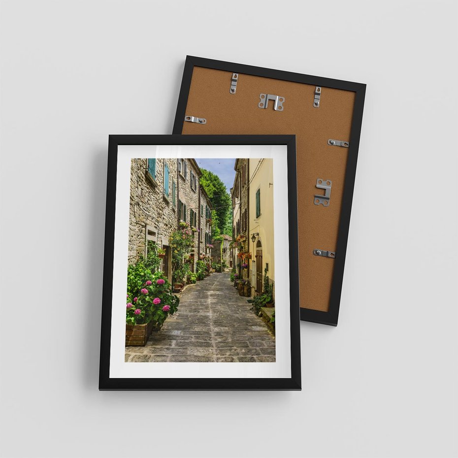 Plakat w ramie 30x40 - Spacer po Złotej Alei - uliczka, perspektywa - rama czarna