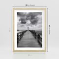 Plakat w ramie 30x40 - Romantyczny pomost z latarnią - pomost, latarnia - rama drewno