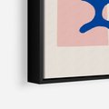 Obraz w ramie 70x100 - Migotliwe Nastroje - abstrakcyjna niebieska forma, dziwne kształty - rama czarna