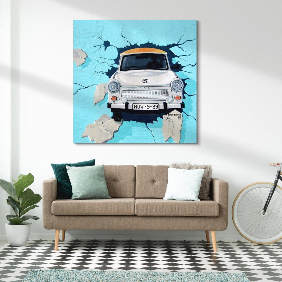 Obraz na płótnie 70x70 - Graffiti wśród gór artystyczne spojrzenie - samochód, graffiti