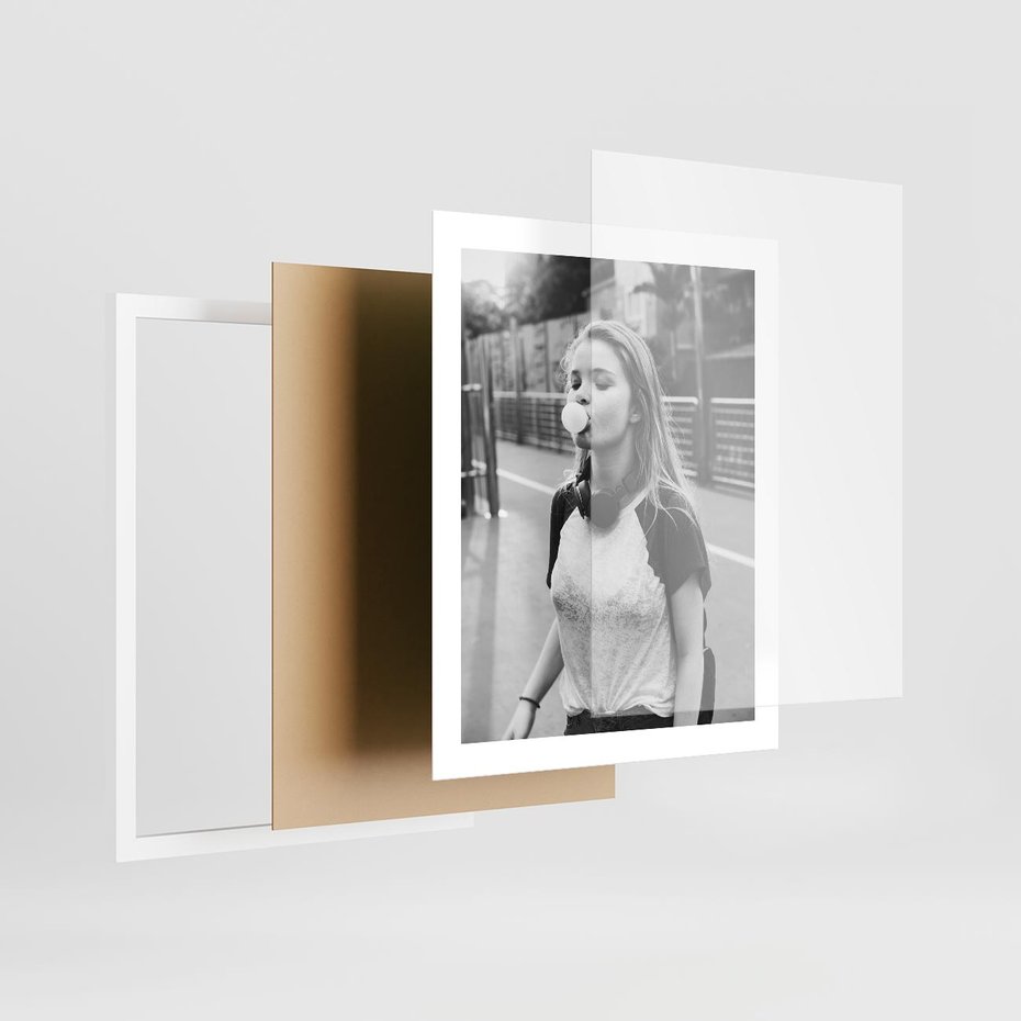 Plakat w ramie 40x50 - Letnia Młodość - nowoczesna fotografia, czarno biała - rama biała