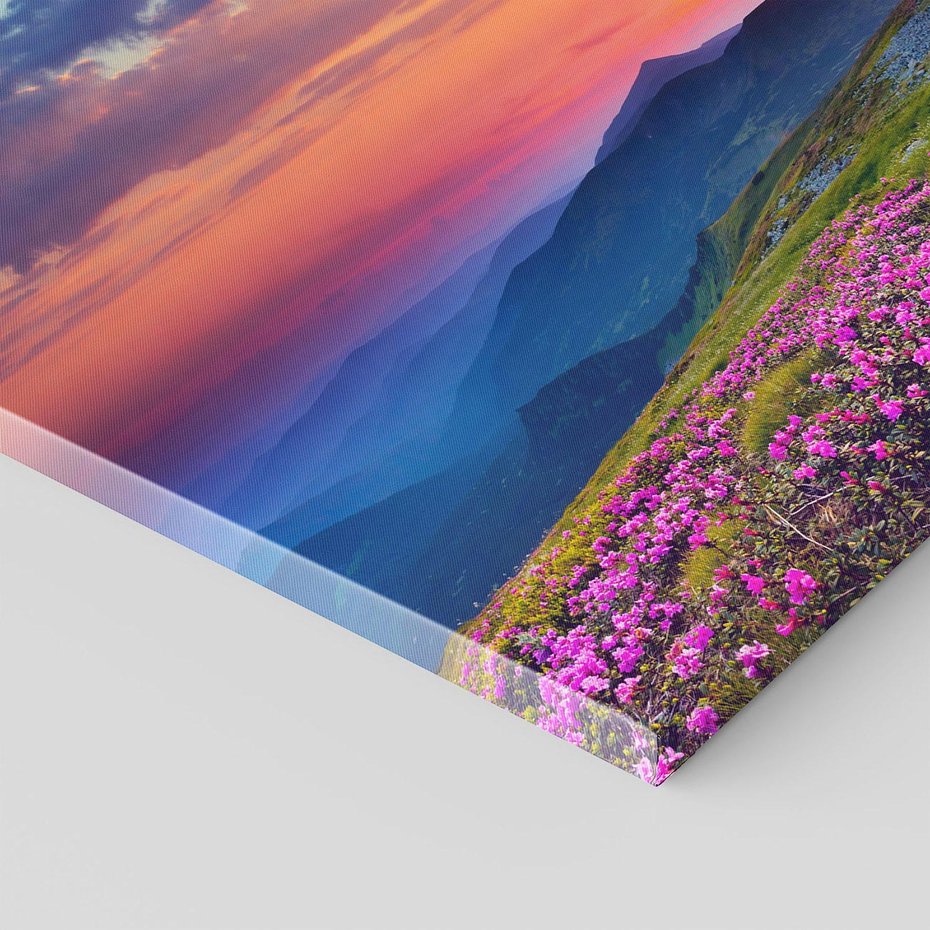 Obraz na płótnie 80x80 - Górski Zachód - góry, łąka