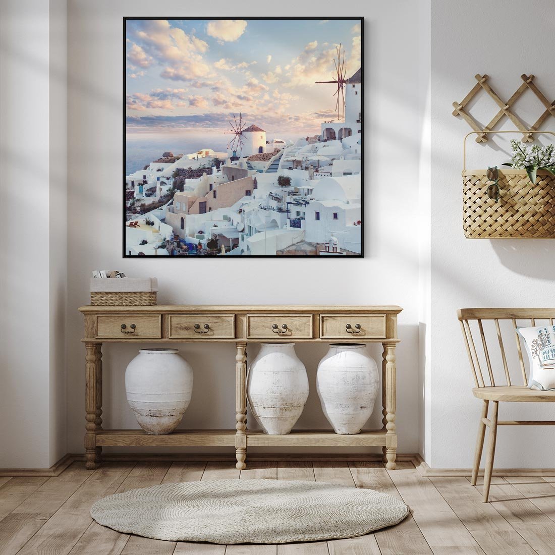 Obraz w ramie 50x50 - Biel ponad Błękitem - Santorini, białe budynki - rama czarna