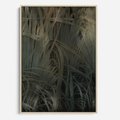 Obraz w ramie 80x120 - Światło w mroku duszy - liście traw, mroczny klimat - rama drewno