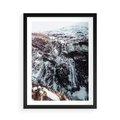 Plakat w ramie 50x70 - Góry w Białym Uroku: Zimowa Sceneria - górski krajobraz, zima - rama czarna