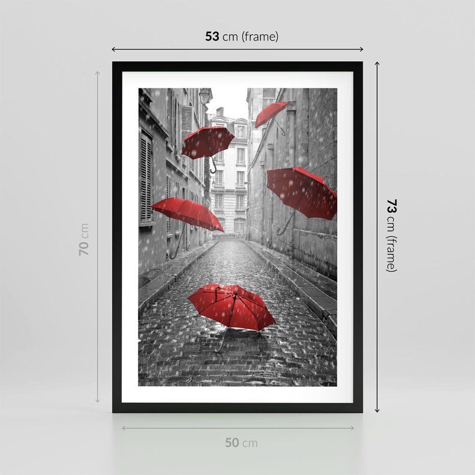 Plakat w ramie 50x70 - Parasole w malowniczej uliczce - parasole, uliczka - rama czarna