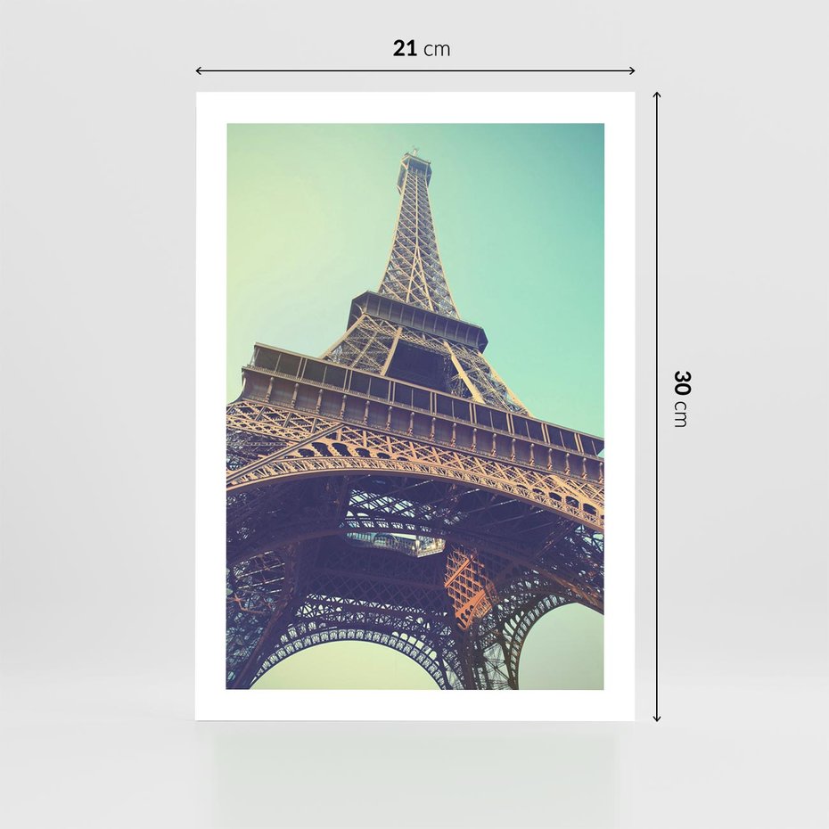 Plakat bez ramy 21x30 - Wieża Eiffla w czarno-białej odsłonie - Eiffla, Paryż