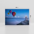 Obraz na płótnie 120x80 - Latarnia morska z balonami nad morzem - latarnia, morska