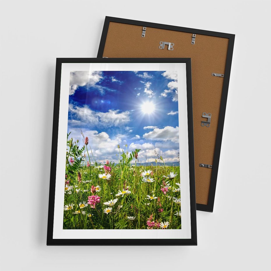 Plakat w ramie 50x70 - Niebiańska łąka pełna kwiatów - łąka, niebo - rama czarna
