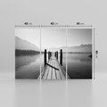 Obraz na płótnie 120x80 - Spokojna Przystań - czarno biała fotografia, drewniany pomost na jeziorze