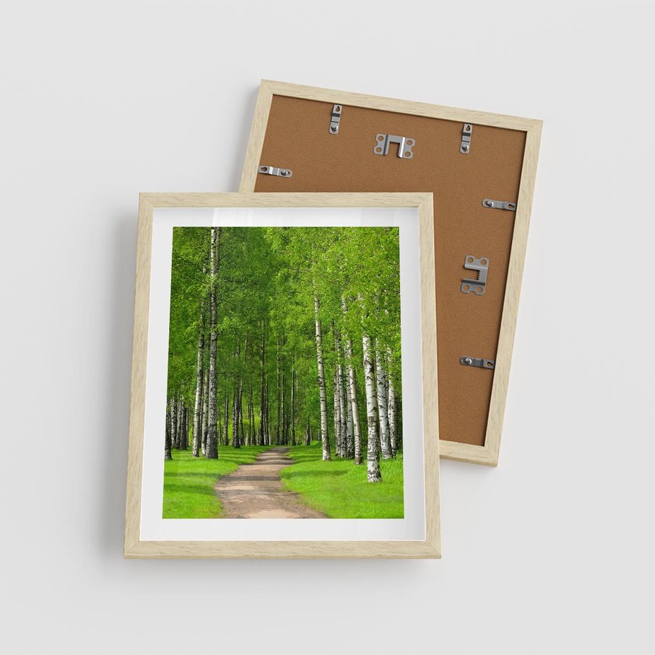 Plakat w ramie 40x50 - Spacer Ścieżką w Urokliwym Lesie - las, ścieżka - rama drewno