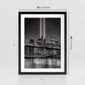 Plakat w ramie 30x40 - Miasto ożywione nocą - miasto, noc - rama czarna